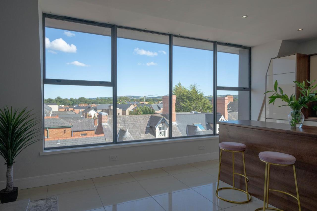 Rooftop Apartment At Queens Beautiful Views Belfast Buitenkant foto
