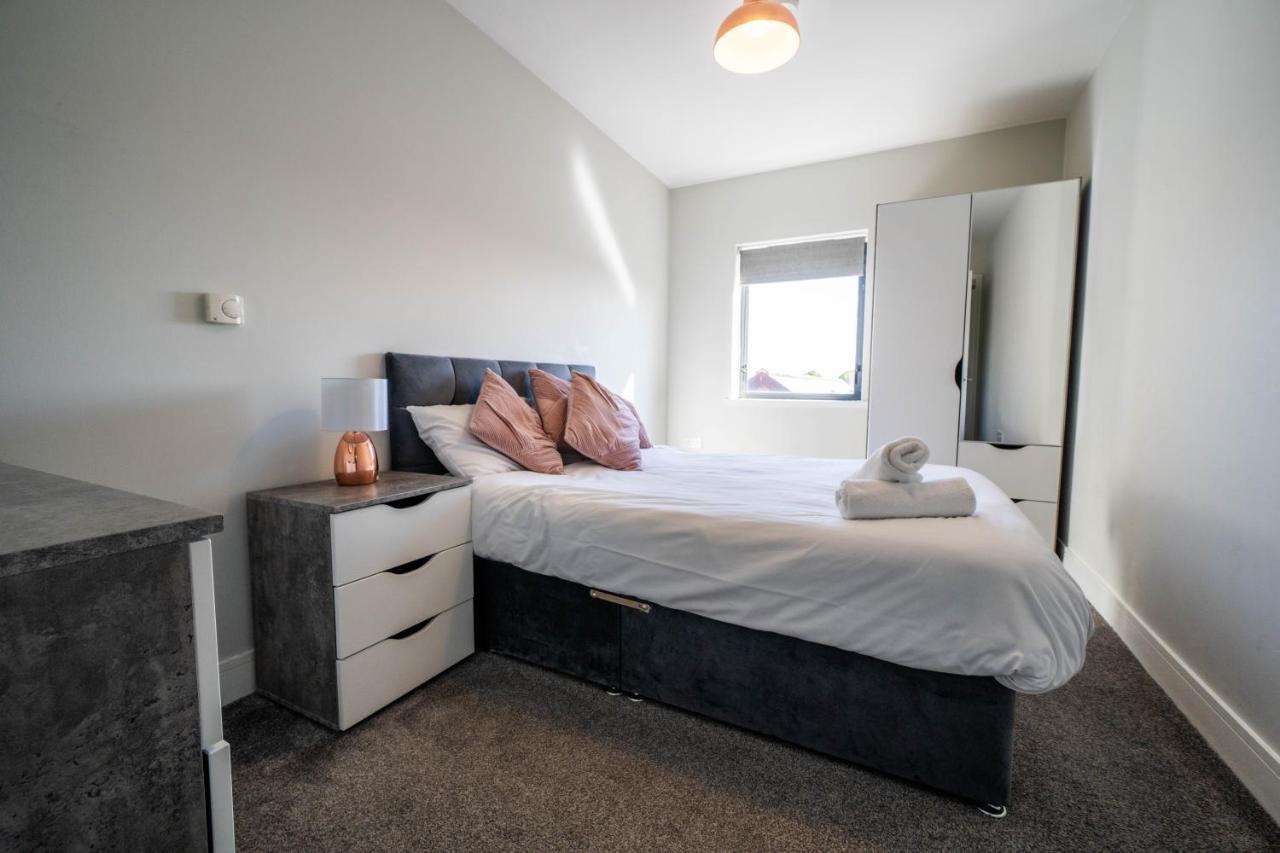 Rooftop Apartment At Queens Beautiful Views Belfast Buitenkant foto